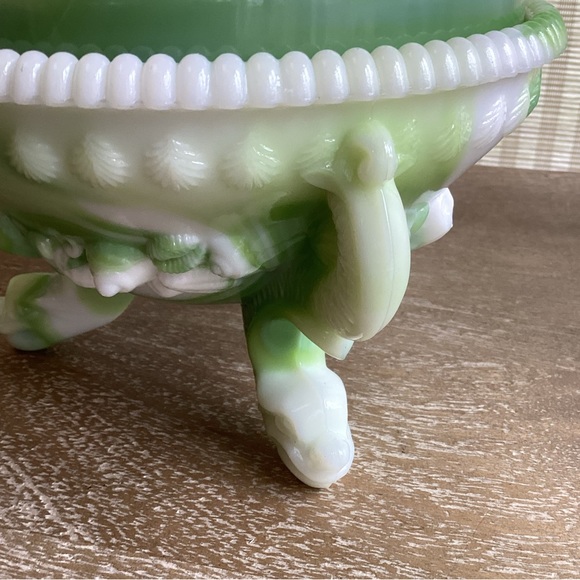 Vintage Westmoreland rare green and white Candy Dish with lid - Picture 10 of 14